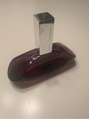 Calvin Klein Euphoria perfume